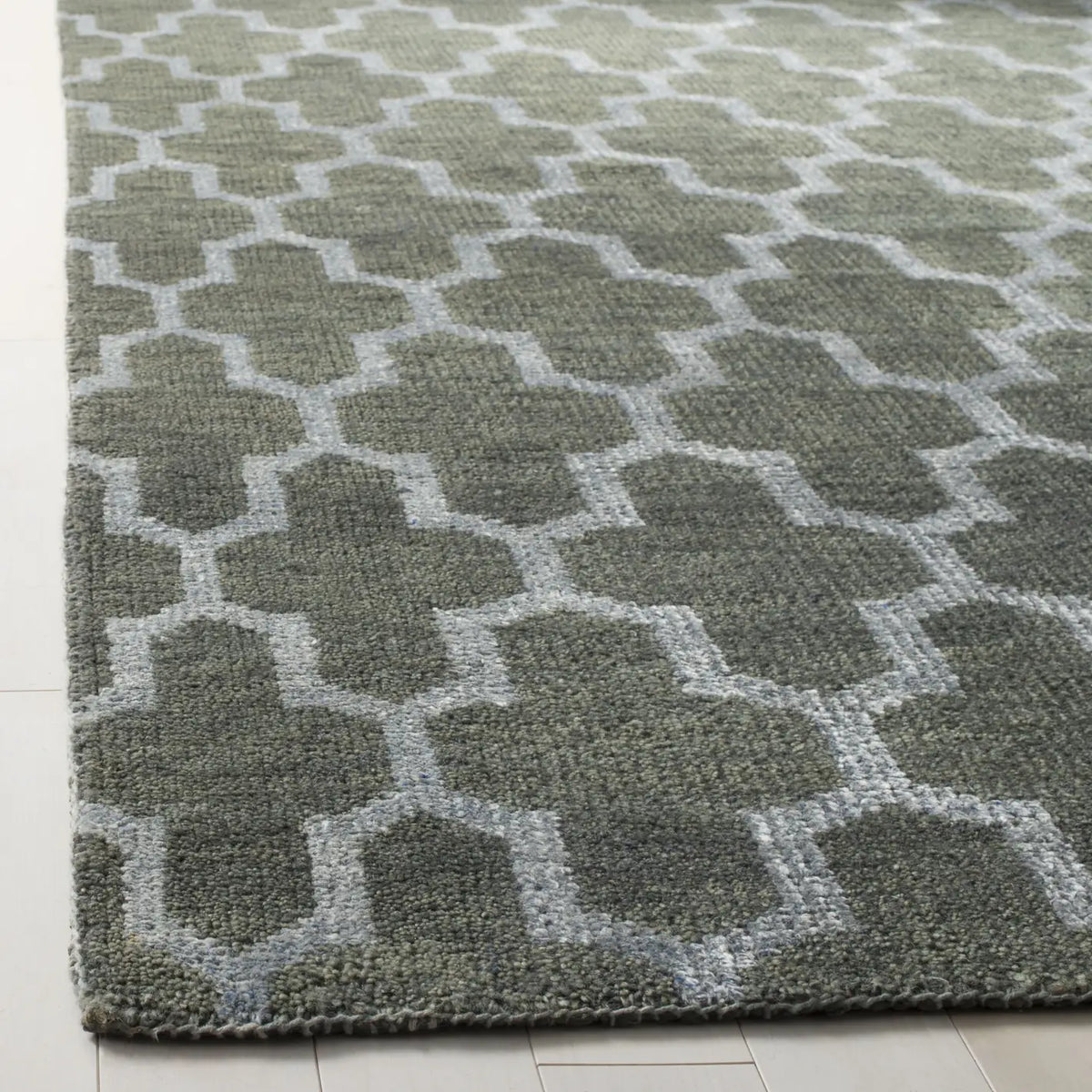 Safavieh Stone Wash 5'-0" x 8'-0" Rug in Charcoal