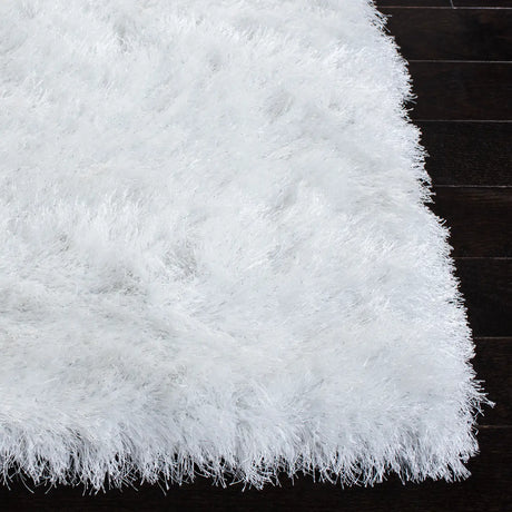 Safavieh Vegas Shag 4'-5" x 6'-5" Rug in Ivory
