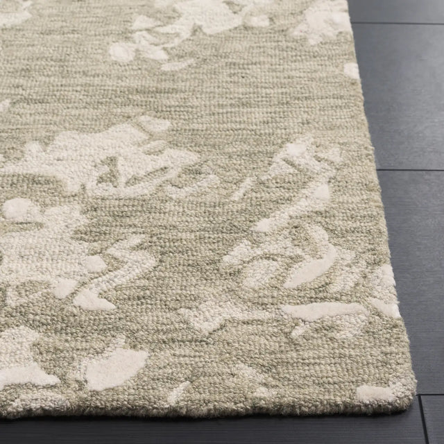 Safavieh Pine 4'-0" x 6'-0" Rug in Sage Green / Ivory