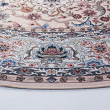 Safavieh Tucson 6'-0" x 6'-0" Rug in Beige / Green