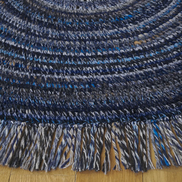Safavieh Renewal 5'-0" x 5'-0" Rug in Navy / Beige