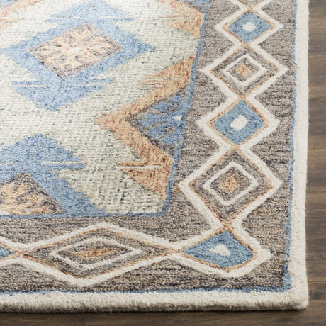 Safavieh Micro-Loop 5'-0" x 8'-0" Rug in Blue / Beige