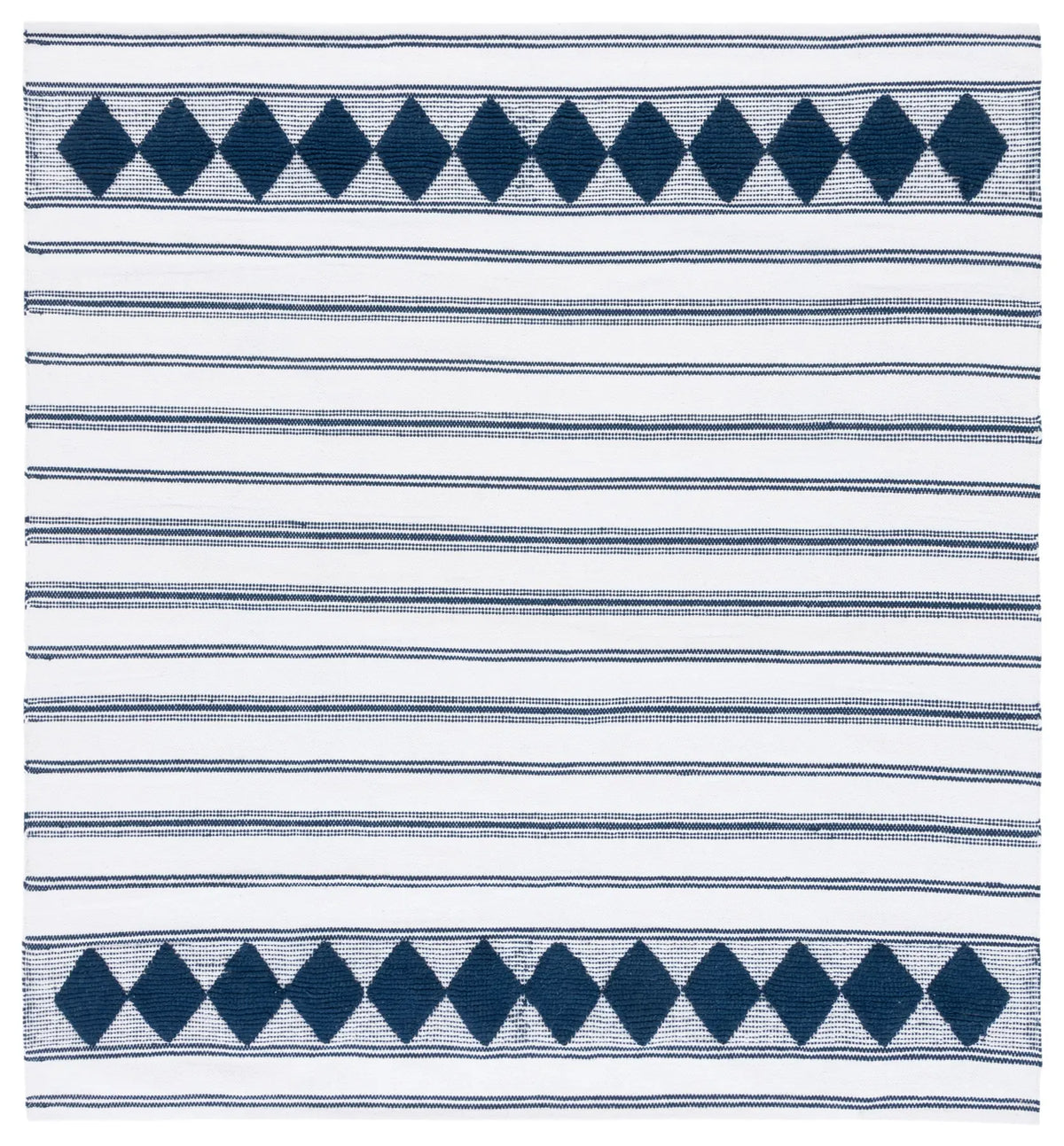 Safavieh Montauk 6'-0" x 6'-0" Rug in Navy / Ivory