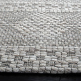 Safavieh Marbella 7'-0" x 7'-0" Rug in Beige / Grey