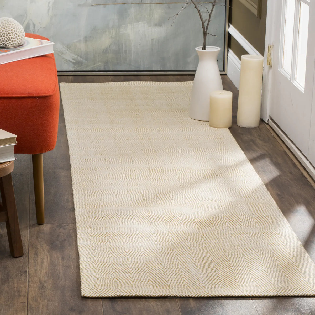 Safavieh Marbella 2'-3" x 8'-0" Rug in Gold