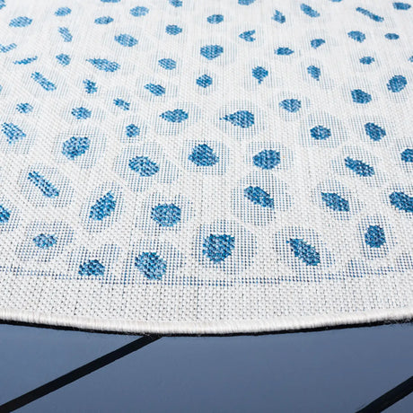 Safavieh Courtyard 6'-7" x 6'-7" Rug in Ivory / Blue
