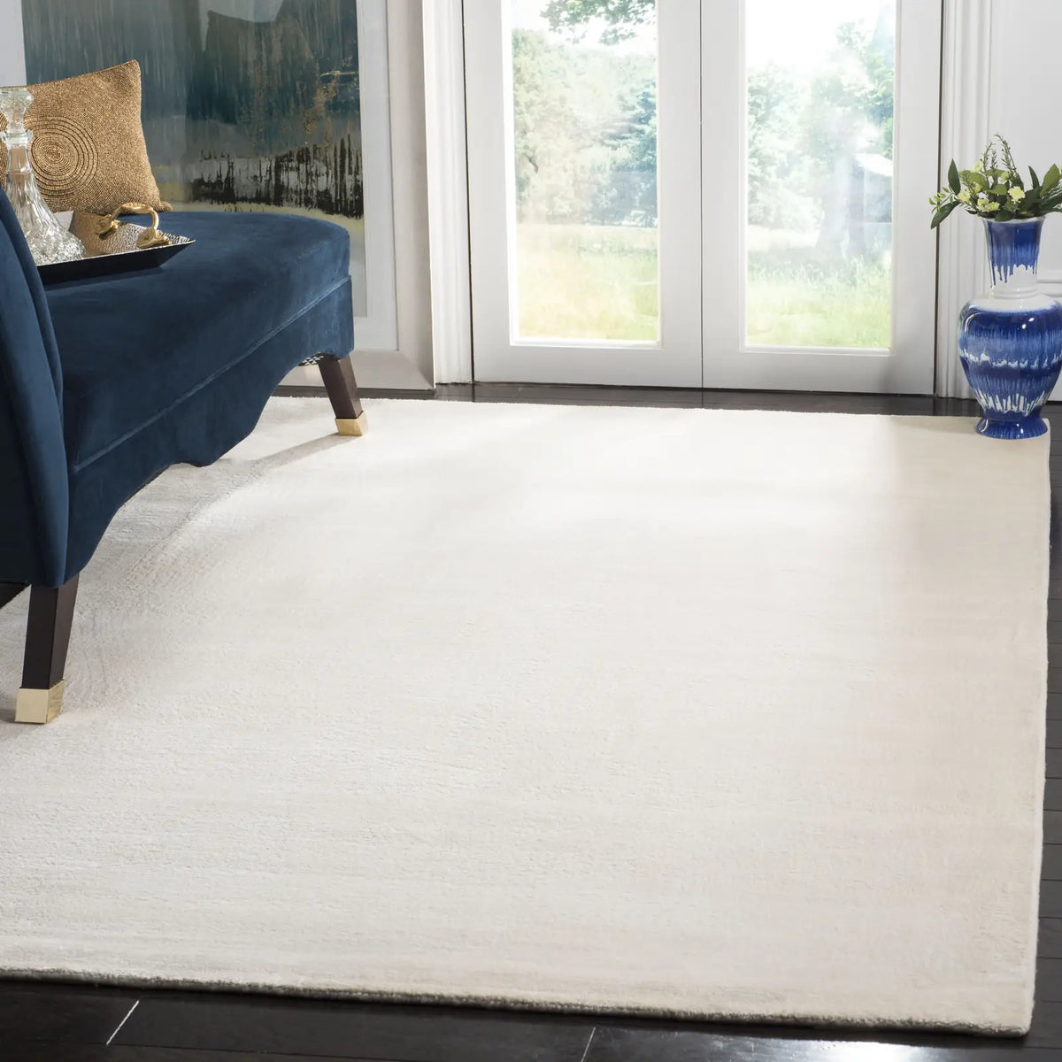 Safavieh Mirage 5'-0" x 8'-0" Rug in White