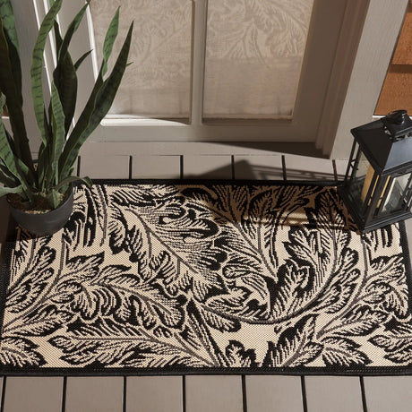 Safavieh Courtyard 2'-0" x 3'-7" Rug in Sand / Black