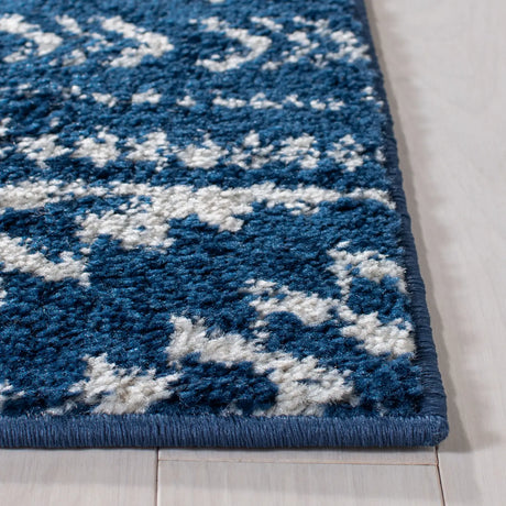 Safavieh Tulum 4'-0" x 6'-0" Rug in Navy / Ivory
