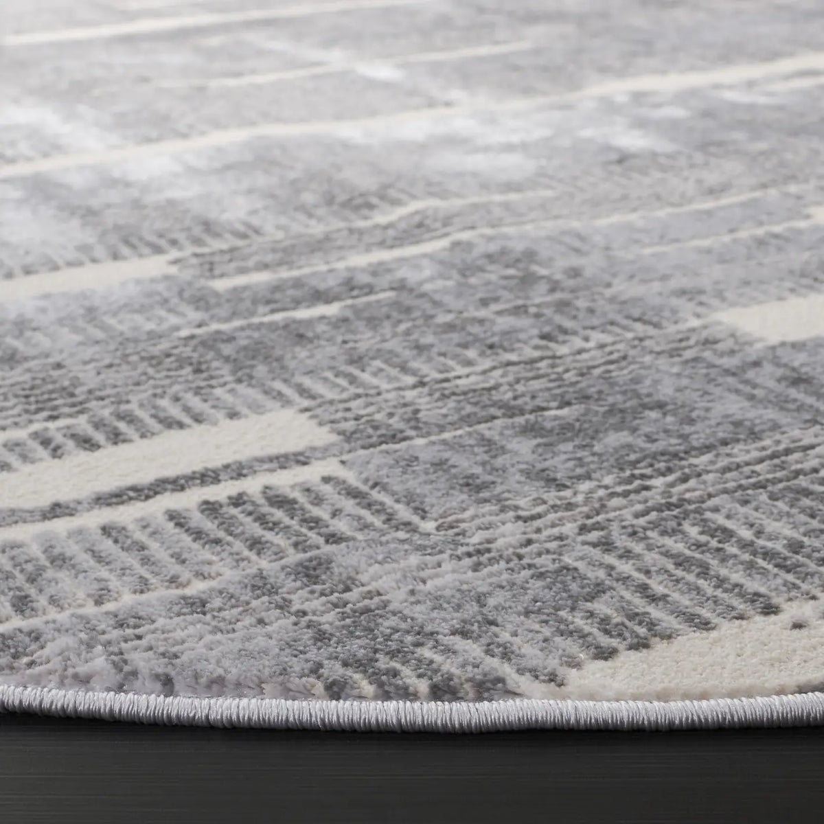 Safavieh Whisper 6'-7" x 6'-7" Rug in Grey / Light Grey