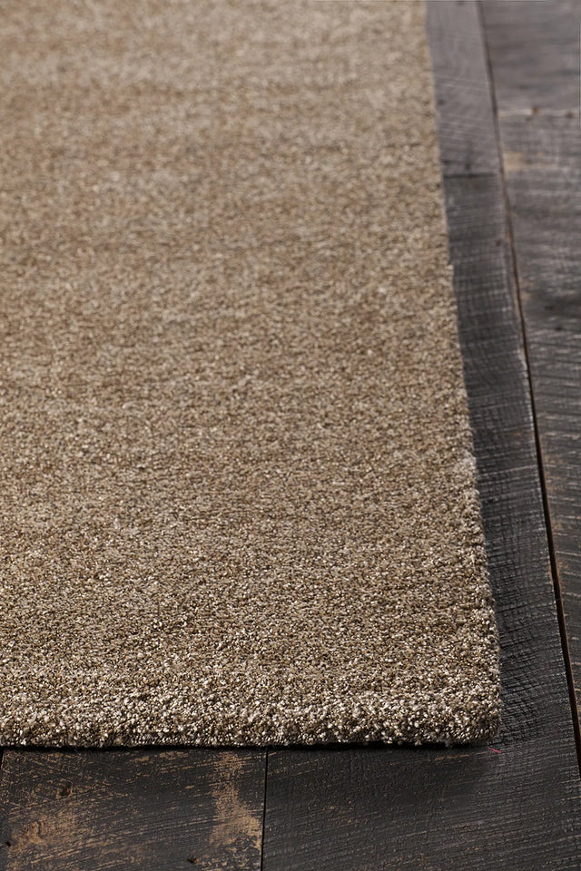 Chandra Alcon ALC-35500 Tan rug, corner detail
