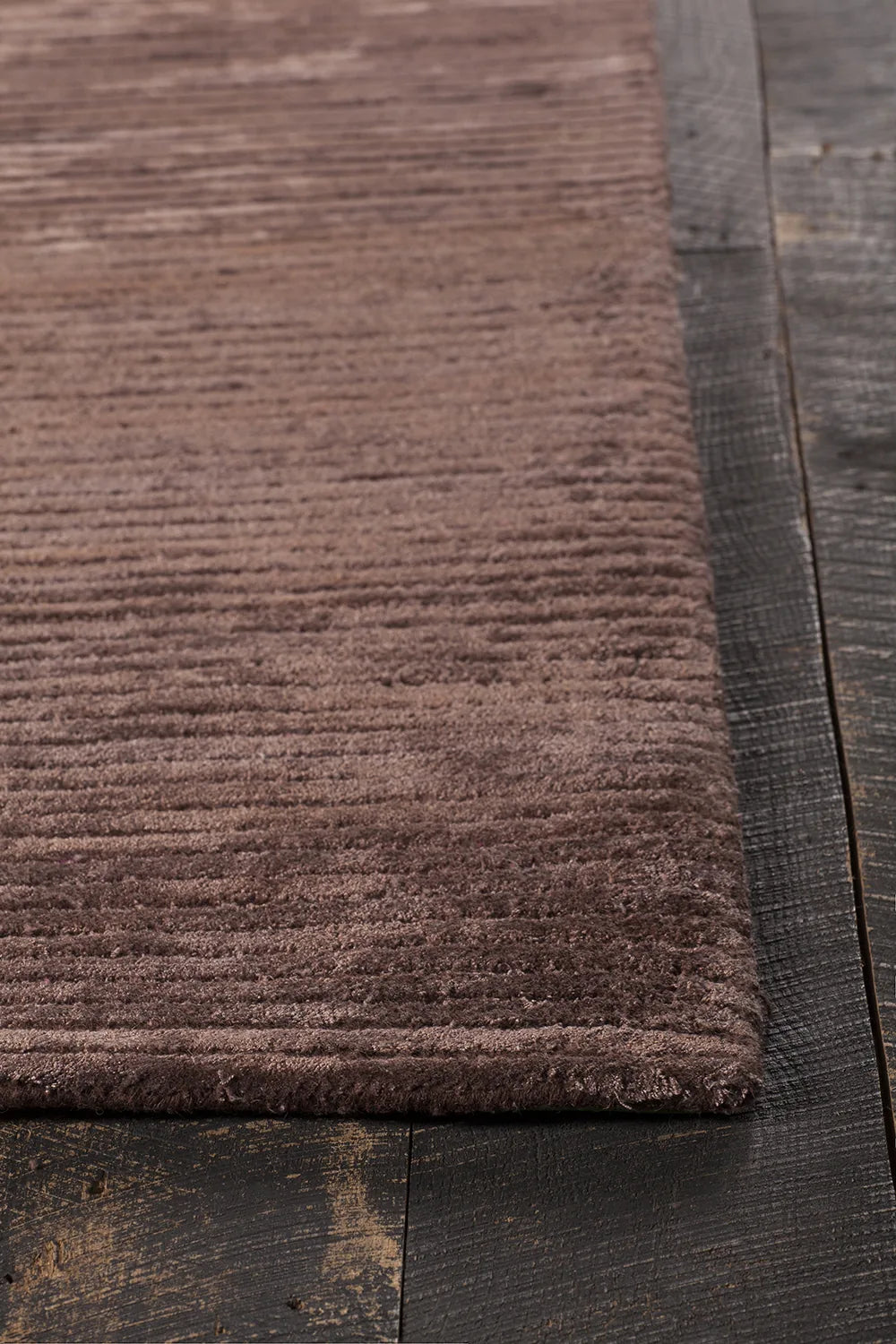 Chandra Angelo ANG-26205 Brown rug, corner detail
