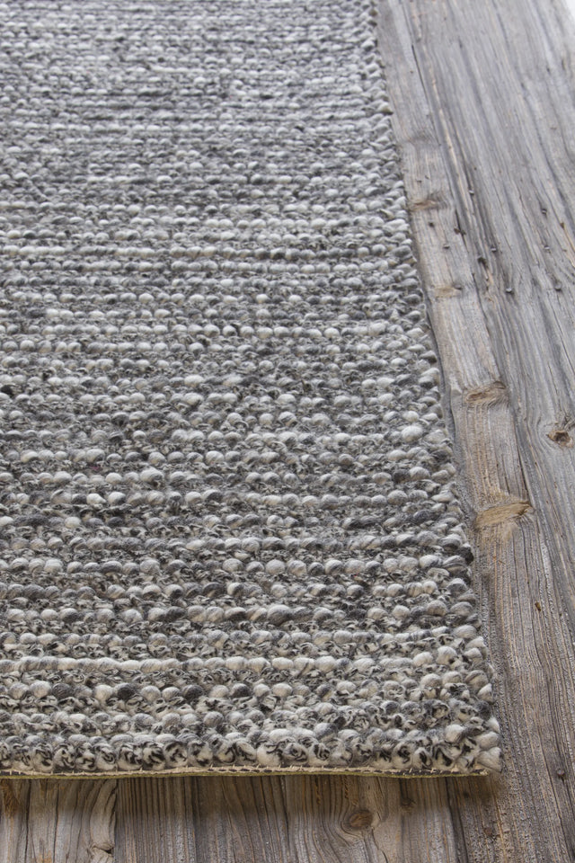 Chandra Anni ANN-11402 Brown and Ivory rug, corner detail