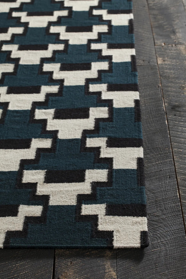 Chandra Avon AVO-34400 Blue and Black and White rug, corner detail