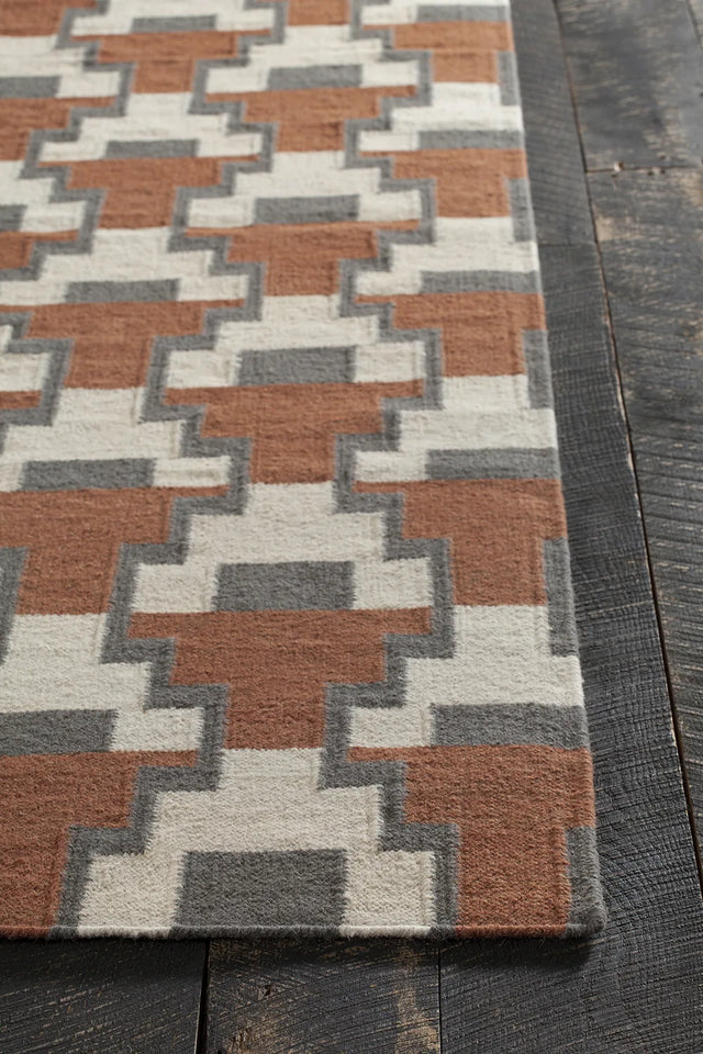 Chandra Avon AVO-34401 Rust and Grey and White rug, corner detail