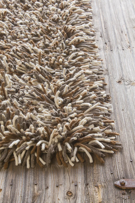 Chandra Big Jos BIG-20801 Brown and Grey and Ivory rug, corner detail