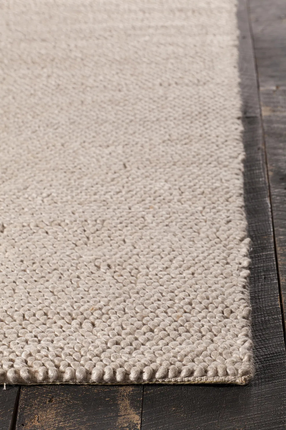 Chandra Burton BUR-34901 Beige rug, corner detail