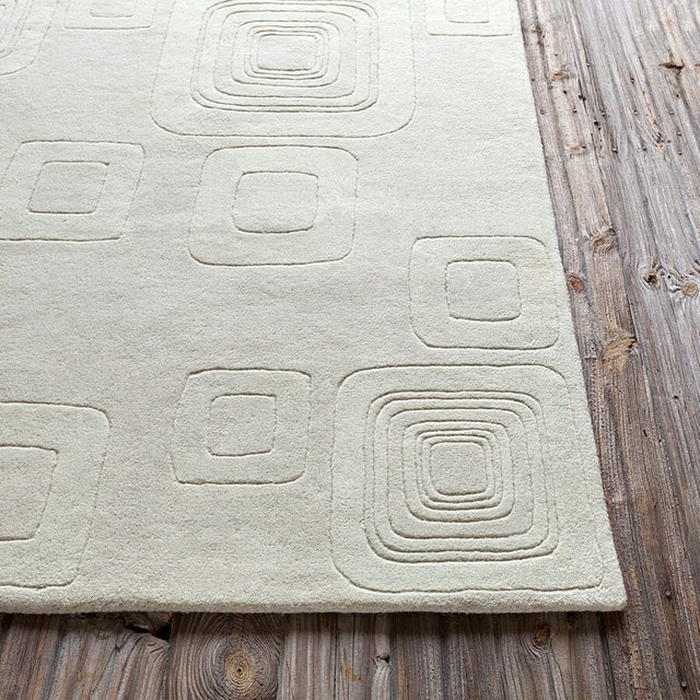 Chandra Allie All102 Beige / Cream Rugs.