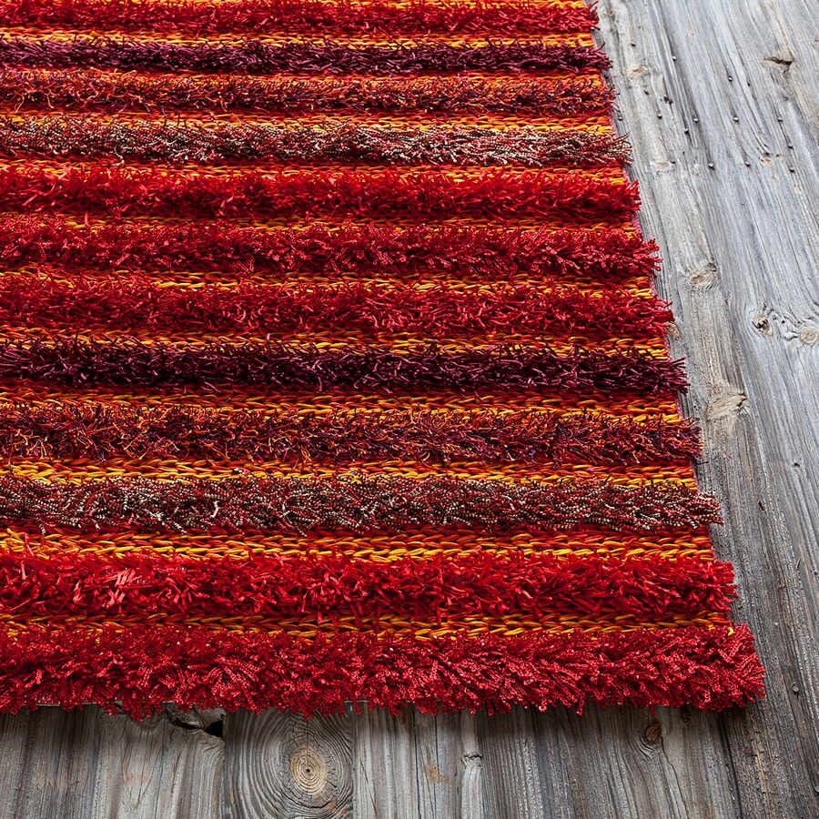 Chandra Lavasa lav21400 Red Rugs.