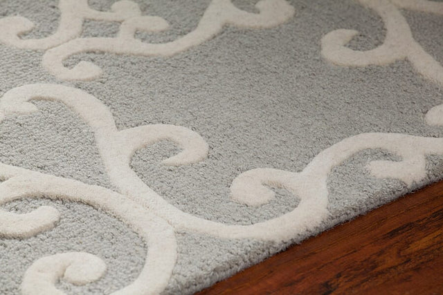 Chandra Makenna Mak42600 Silver / Cream Rugs.