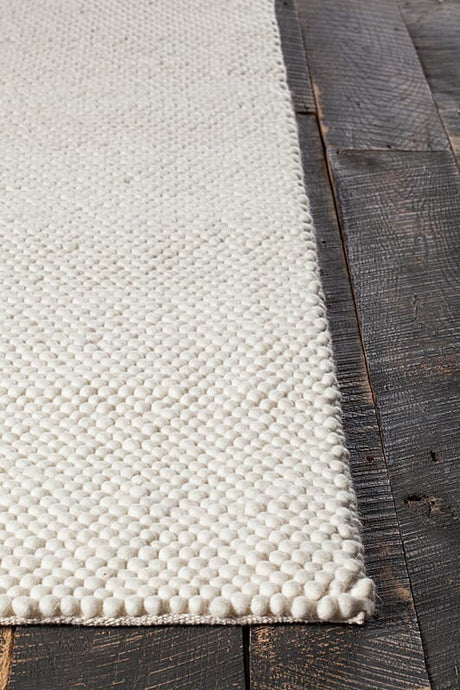 Chandra Quina Qui42900 White Rugs.