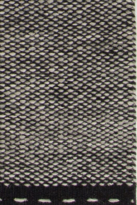 Chandra Sonnet Son35900 Grey / Black Rugs.