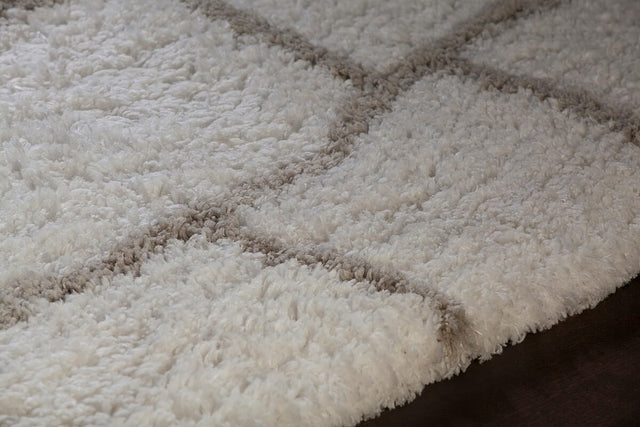 Chandra Zoya Zoy-45800 White / Silver Rugs.