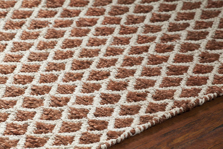 Chandra Costa COS-39101 Rust and White rug, side detail view
