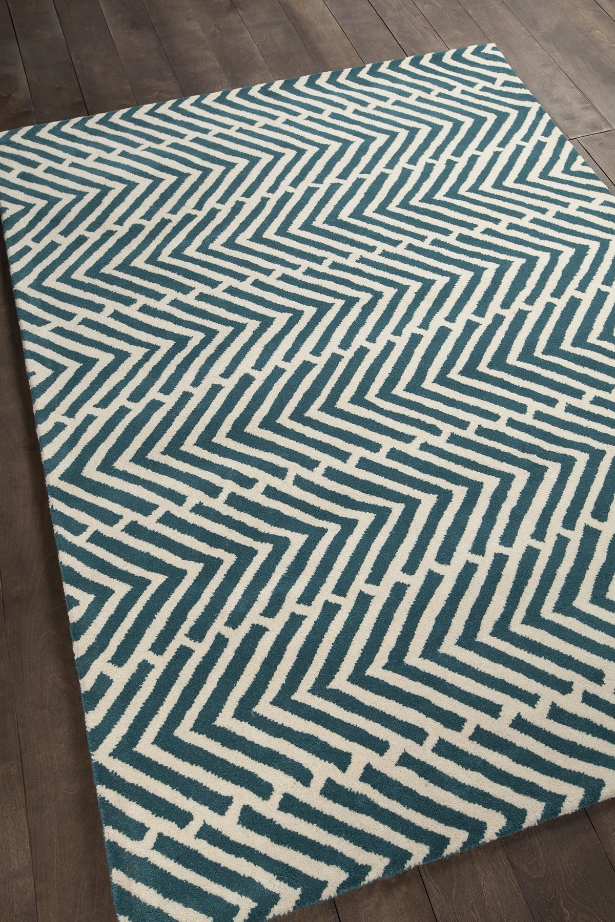 Chandra Davin DAV-25812 Blue and White rug, angled side view