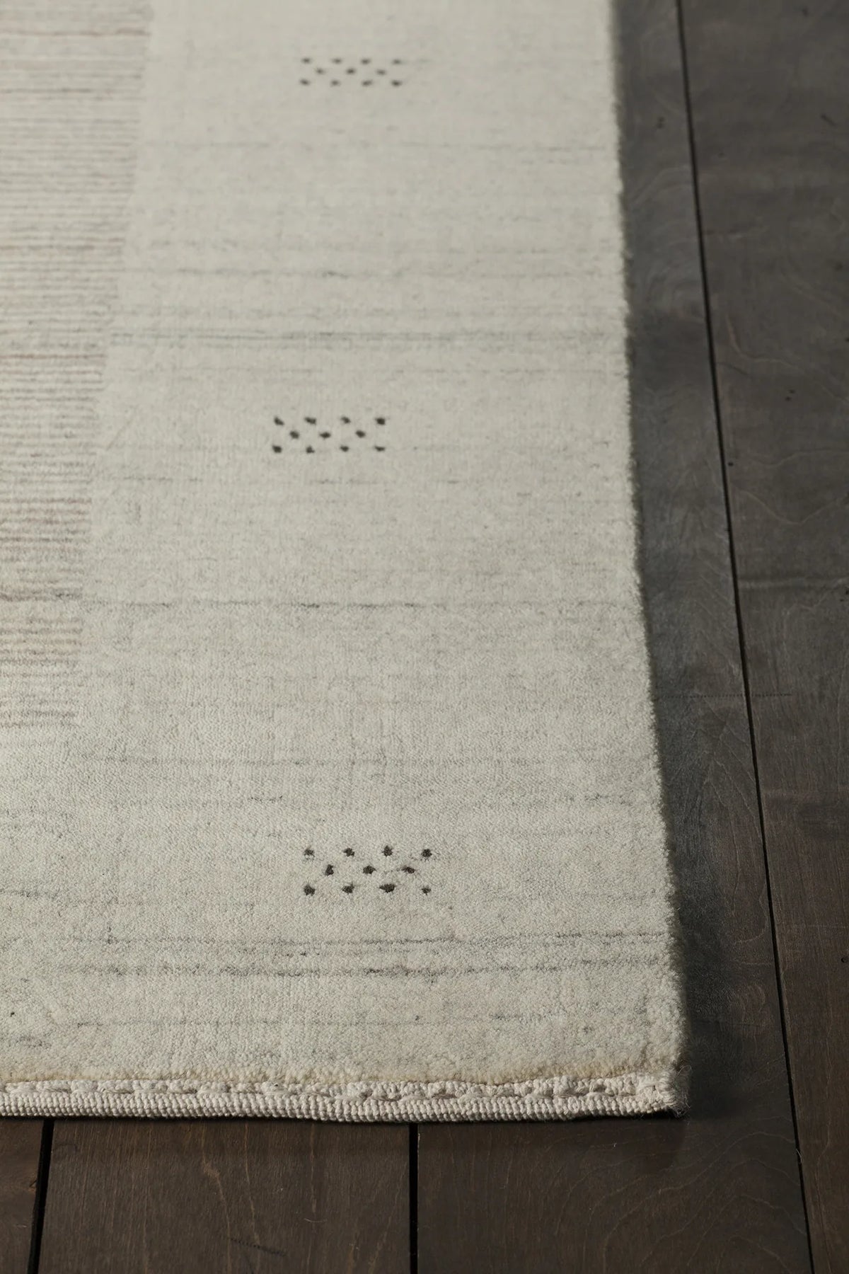 Chandra Elantra ELA-51700 Beige and Brown rug, corner detail