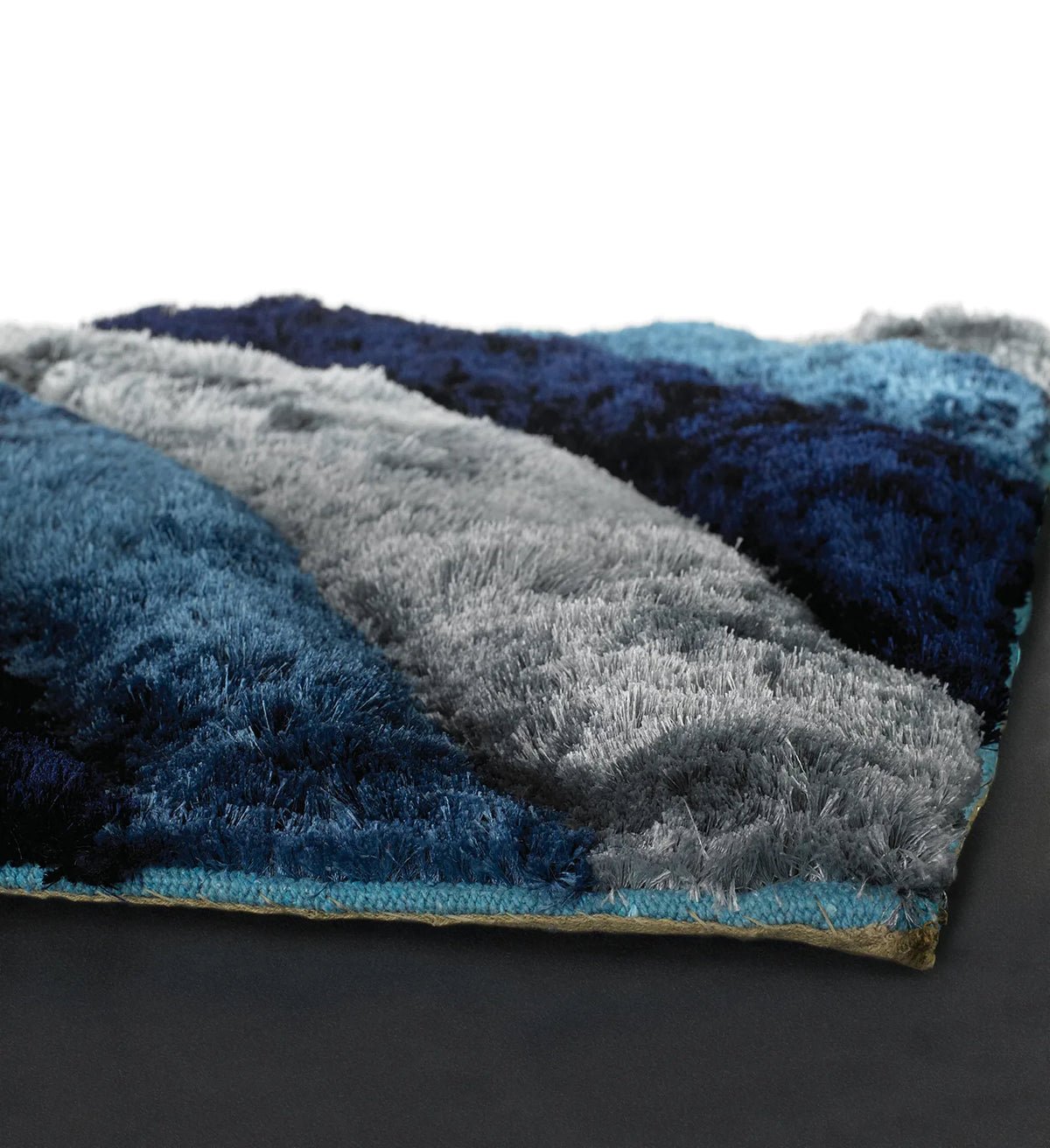 Chandra Flemish FLE-51114 Navy and Blue and Grey rug, corner detail