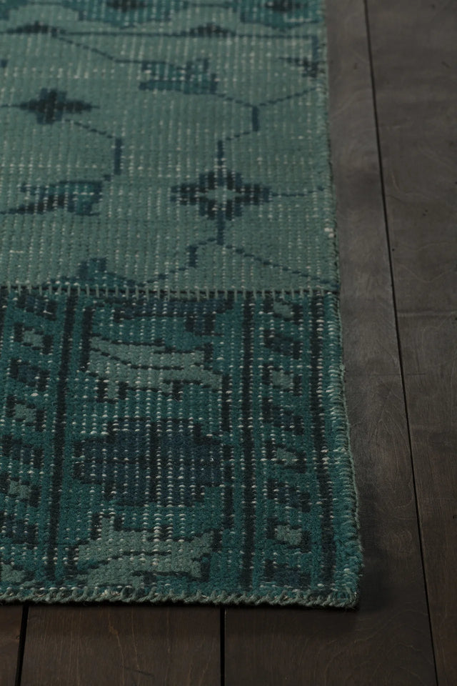 Chandra Fusion FUS-26303 Teal and Black rug, corner detail