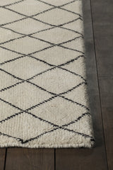 Chandra Gaia GAI-10901 White and Black rug, corner detail