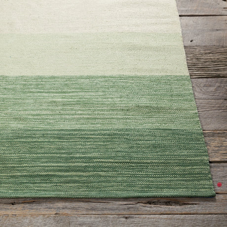 Chandra India IND-5 Green and Cream rug, corner detail