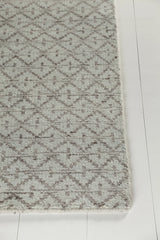 Chandra Isla ISL-44203 Grey and Blue rug, corner detail