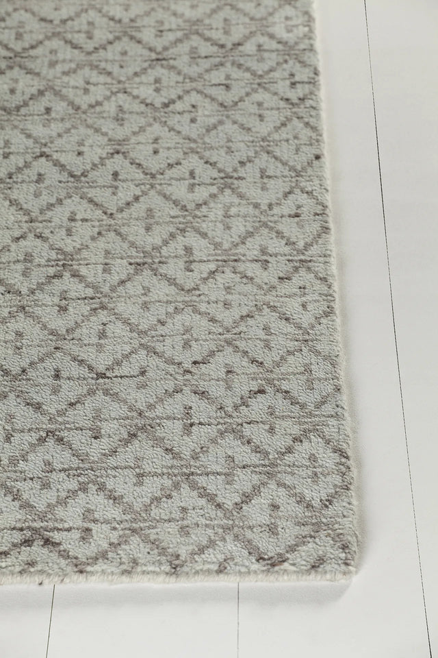 Chandra Isla ISL-44203 Grey and Blue rug, corner detail