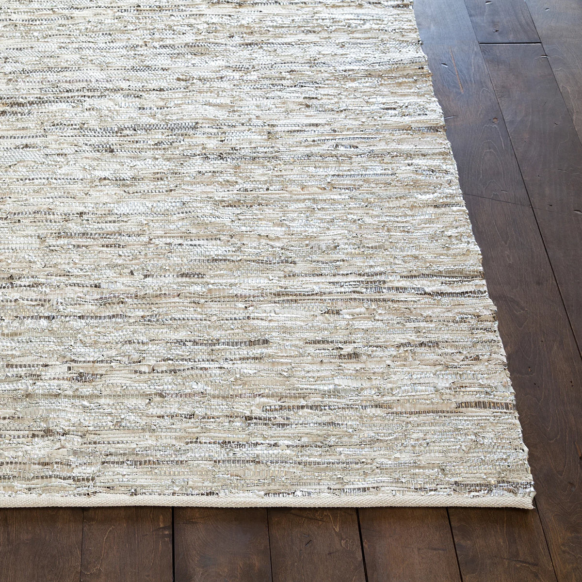 Chandra Jazz JAZ-17005 Silver and Grey and Tan rug, corner detail