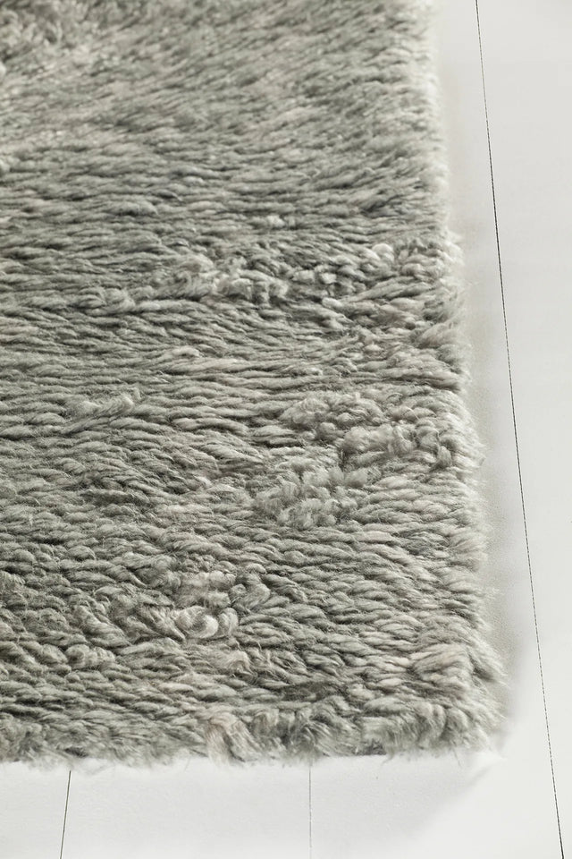 Chandra Jeri JER-44302 Grey rug, corner detail