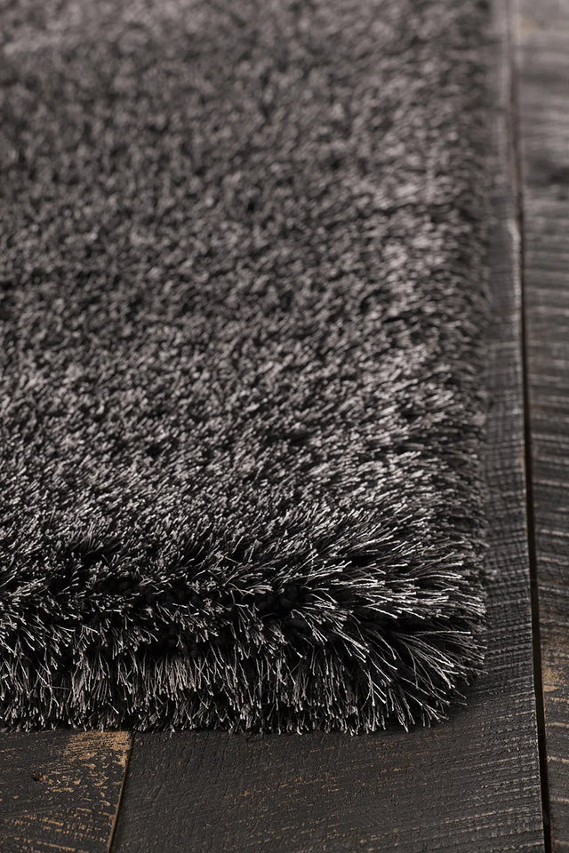 Chandra Joni JON-39302 Silver and Black rug, corner detail