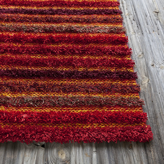 Chandra Lavasa LAV-21400 Red and Orange rug, corner detail
