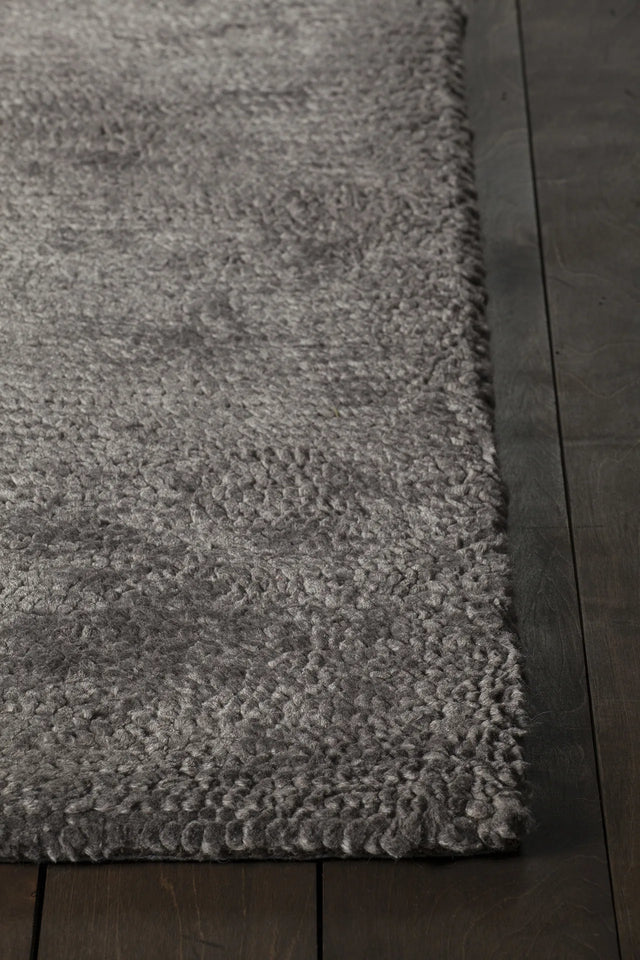 Chandra Mae MAE-39002 Brown rug, corner detail