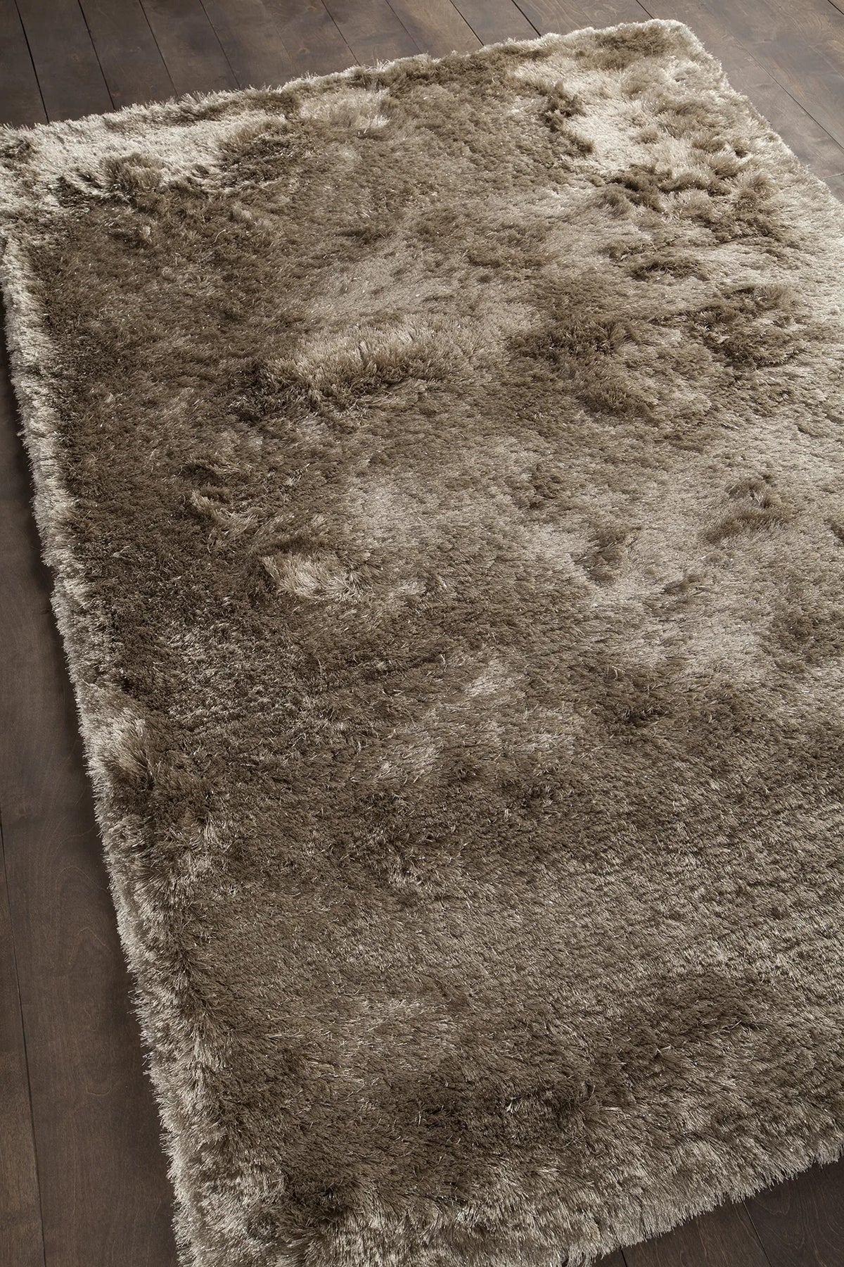 Chandra Mercury MER-6903 Beige rug, angled side view
