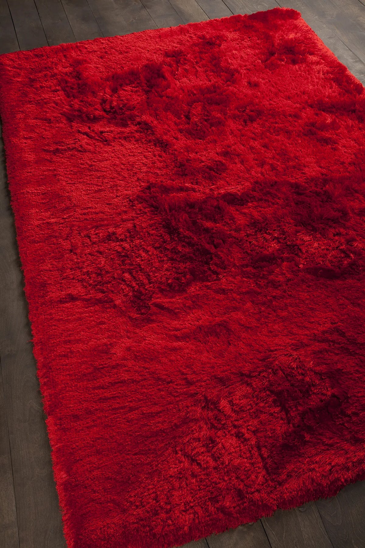 Chandra Naya NAY-18802 Red rug, angled side view