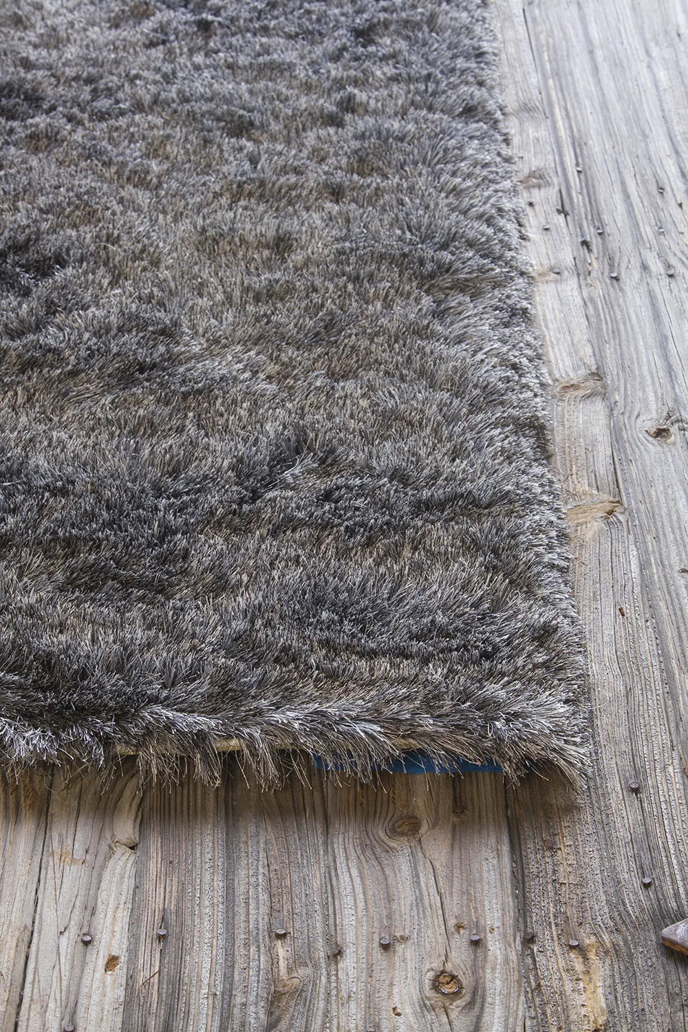 Chandra Naya NAY-18807 Grey and Brown rug, corner detail
