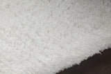 Chandra Oona OON-43500 White rug, side detail view