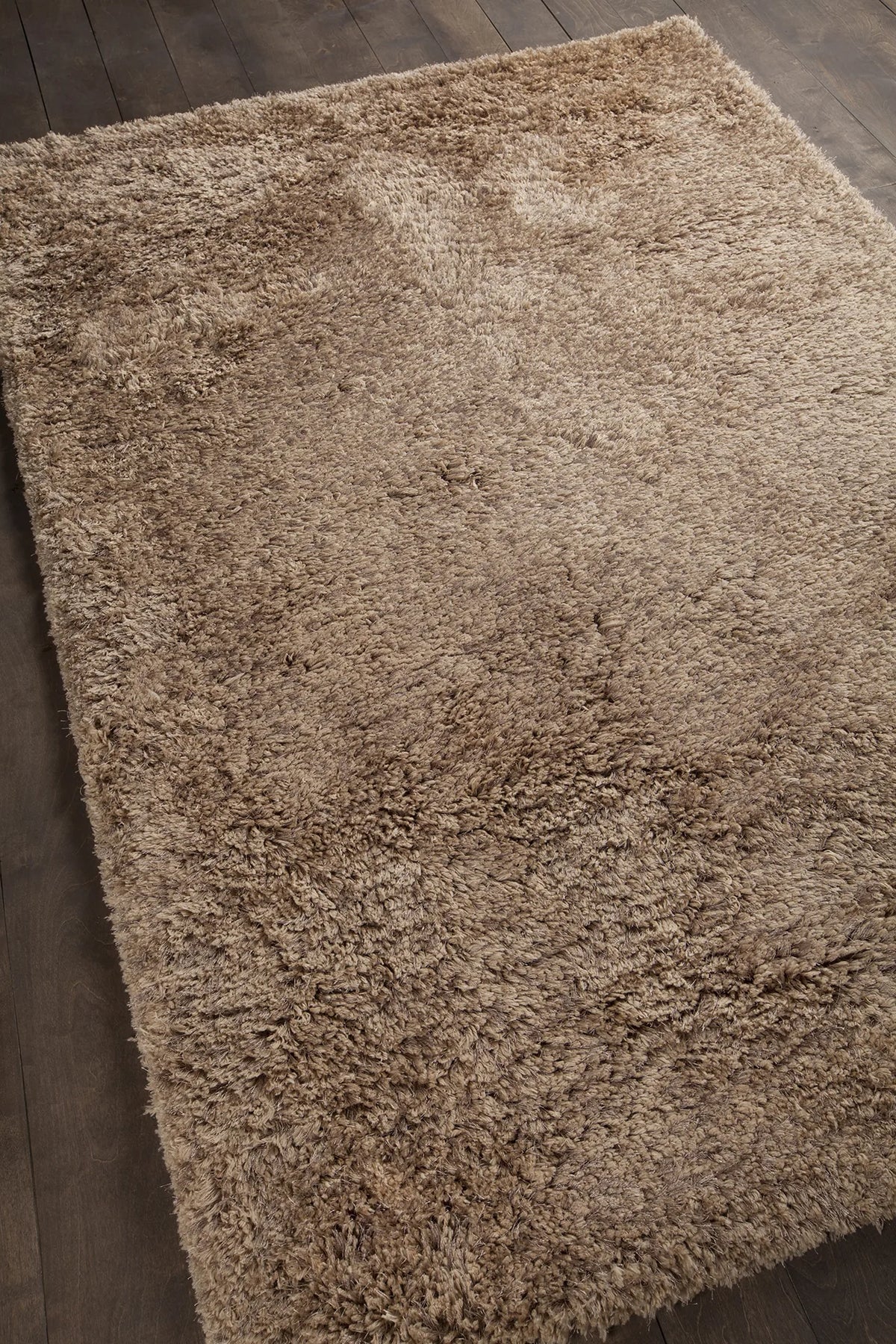 Chandra Oona OON-43503 Tan rug, angled side view
