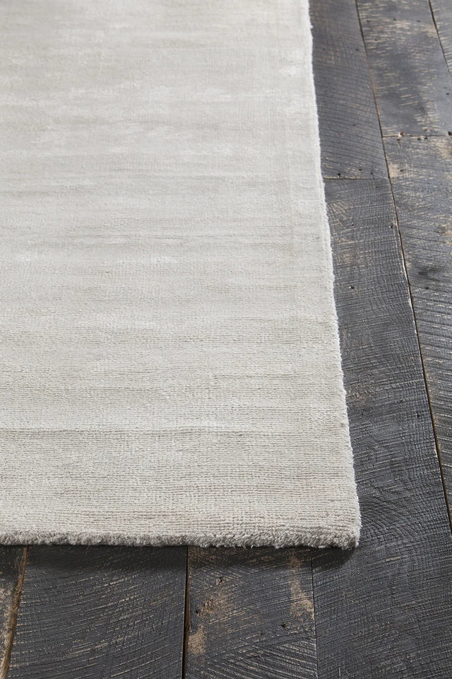 Chandra Orim ORI-26500 Ivory rug, corner detail