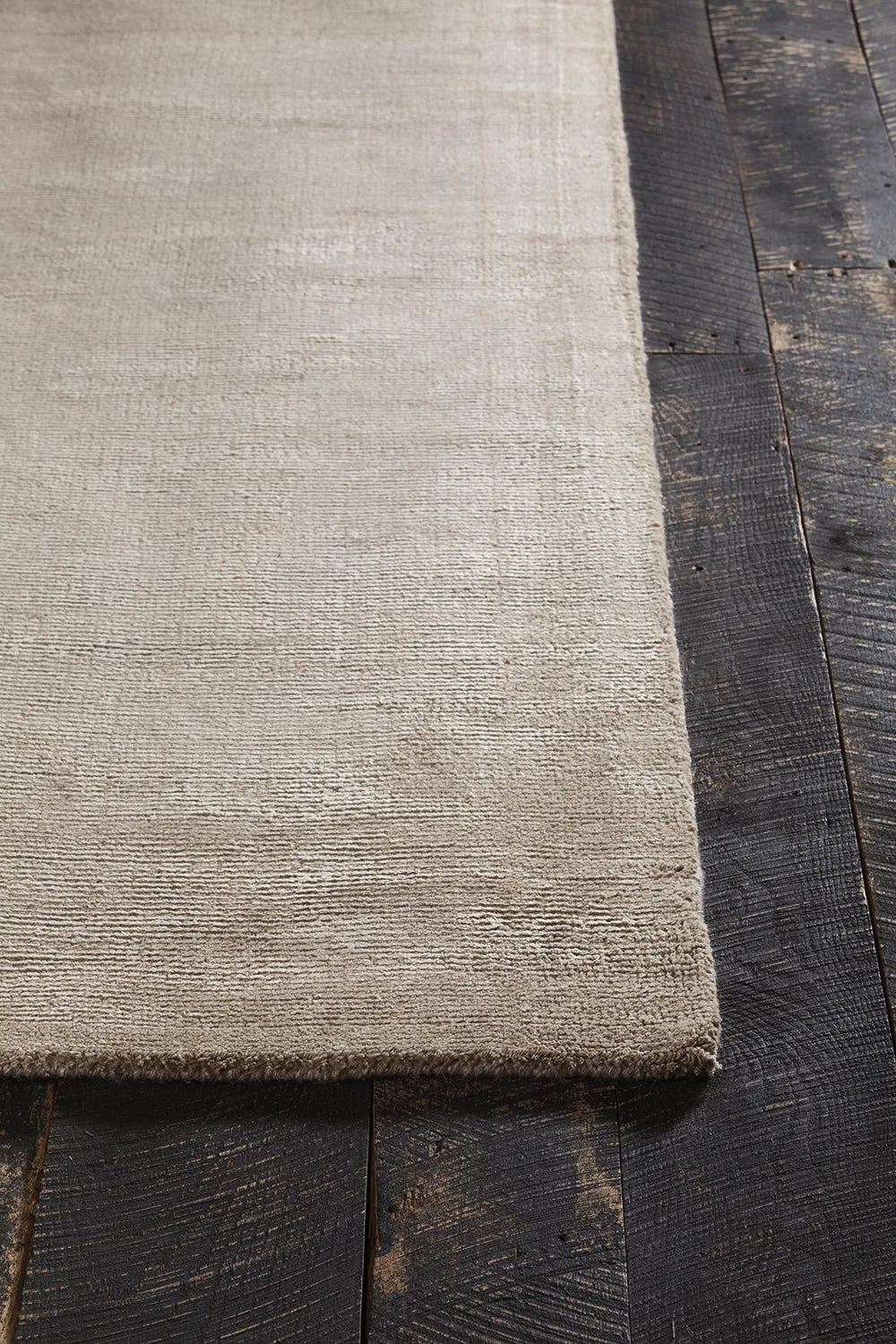 Chandra Orim ORI-26503 Tan rug, corner detail