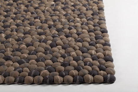 Chandra Pebbles PEB-46701 Brown and Grey rug, corner detail