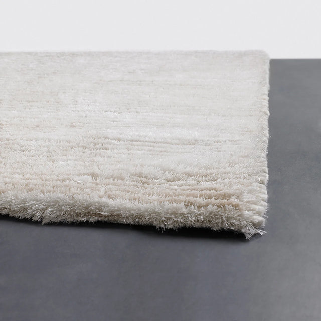 Chandra Royal ROY-15100 Ivory rug, corner detail